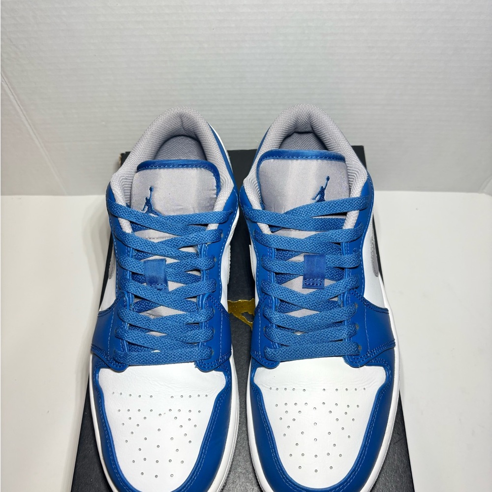 Air Jordan 1 Low True Blue Cement - 553558-412 - Size 9 - Picture 4 of 14